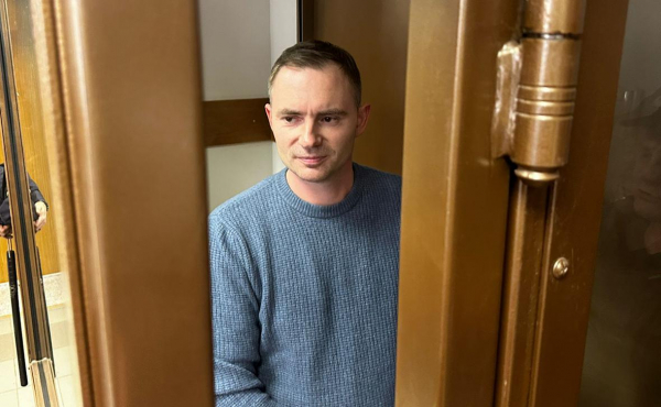 
                    Явлинский назвал провокацией уголовное дело зампреда &laquo;Яблока&raquo; Круглова
                