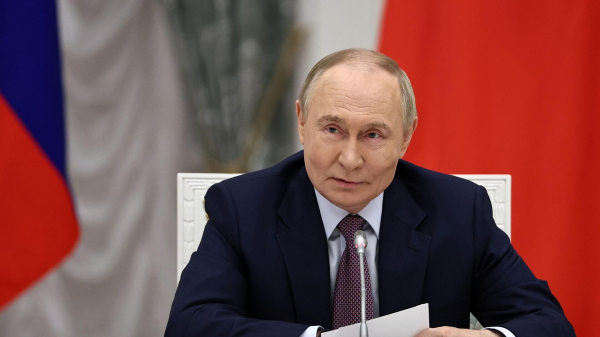 Путин: стоит системная задача обеления национальной экономики