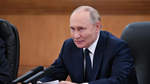 Путин отметил важность того, что правительству удается балансировать бюджет