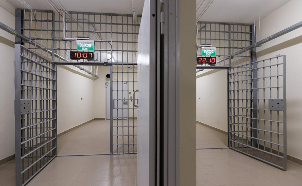 
                    ФСБ получила право открывать свои следственные изоляторы
                
