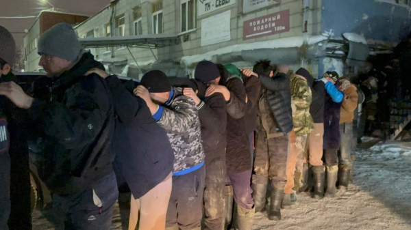 На хладокомбинате задержали 80 мигрантов, больше половины оказались нелегалами (ФОТО)