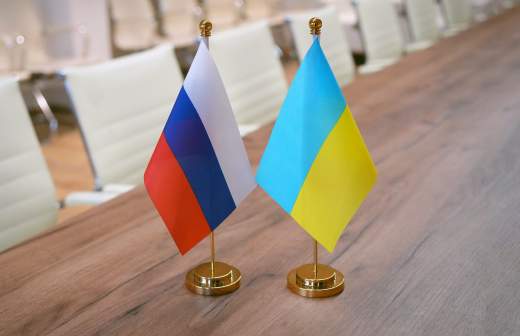 
                    Захарова заявила о серьезном отношении России к милитаризации Европы

        