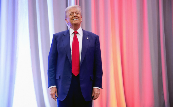 
                    Трамп пожелал &laquo;мира на Земле&raquo;
                