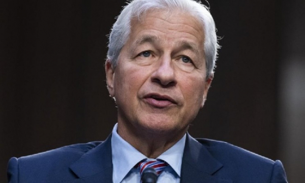 Гендиректор JPMorgan не видит в стейблкоинах угрозы банкам Гендиректор JPMorgan не видит в стейблкоинах угрозы банкам