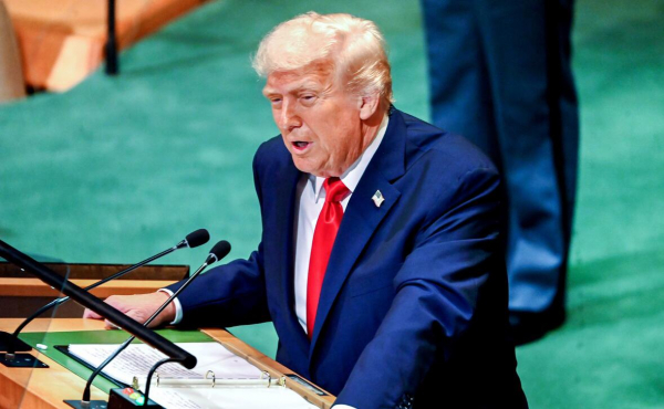 
                    Киев потребовал ответа на два вопроса после заявлений Трампа
                