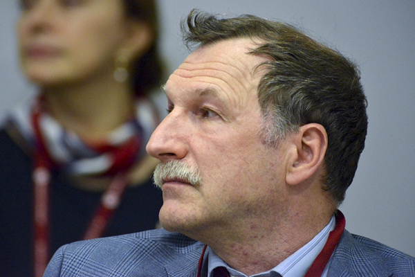 Георгий Бовт: Доверие к ИИ может привести к утрате навыков анализа информации