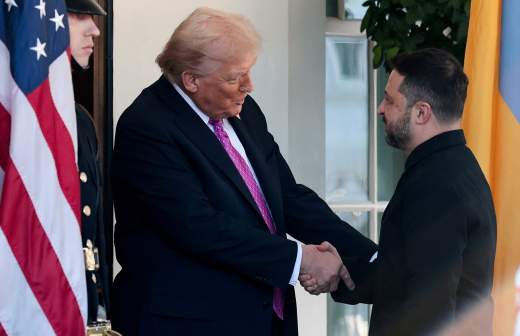 
                    Трамп опроверг обсуждение территориальных уступок Украины перед РФ

        