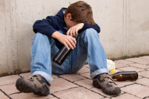 Причины и борьба с детским алкоголизмом