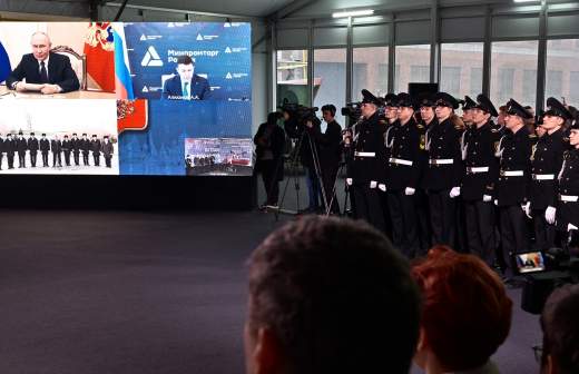 Путин выразил уверенность в завершении строительства ледокола «Лидер» к 2030 году
Путин выразил уверенность в завершении строительства ледокола «Лидер» к 2030 году