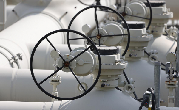 Reuters узнал о послаблениях в проекте ЕС по отказу от газа из России
Reuters узнал о послаблениях в проекте ЕС по отказу от газа из России