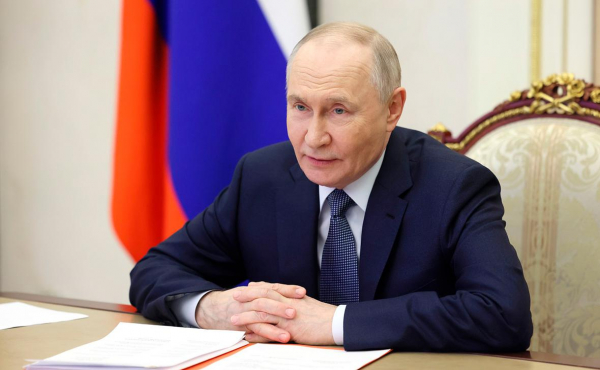 Путин после жалобы пекарни «Машенька» обратился к министрам
Путин после жалобы пекарни «Машенька» обратился к министрам